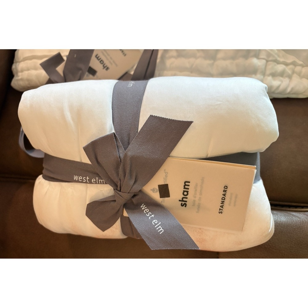 2 WEST ELM  QUILTED STANDARD SHAMS IN‎ WHITE NEW